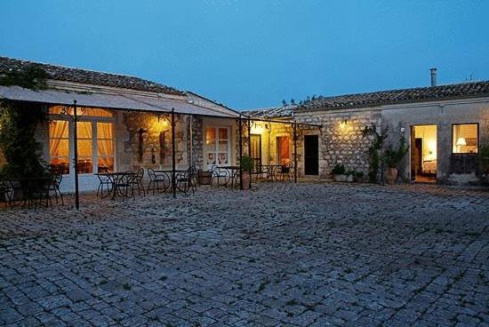 Masseria Ciancio Casa Serrafiori Ngoại thất bức ảnh