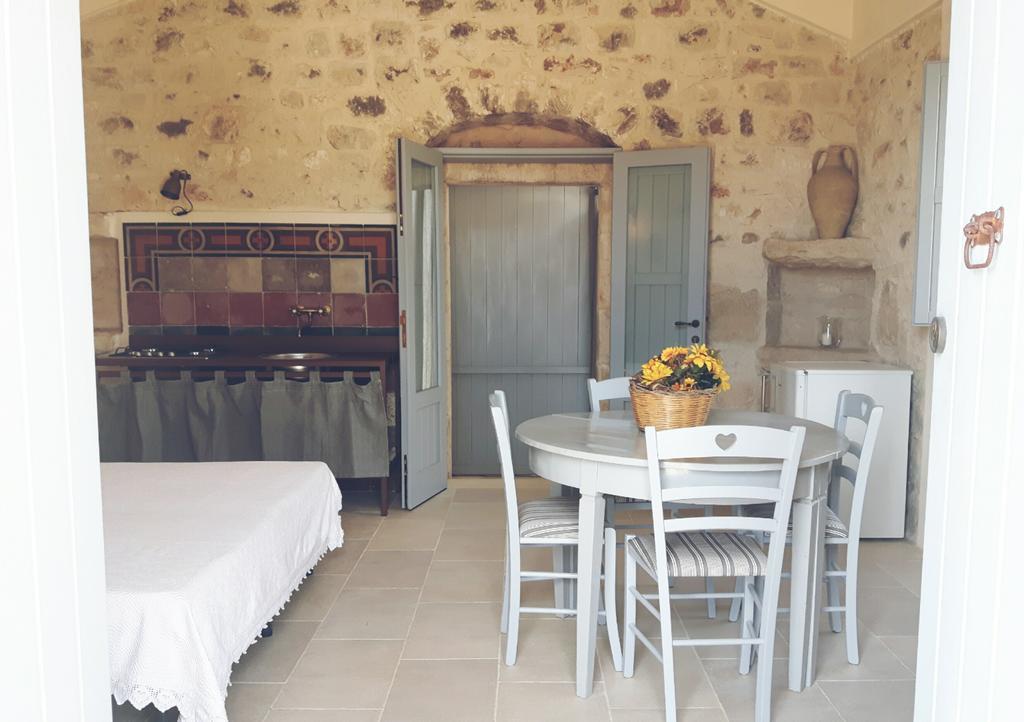 Masseria Ciancio Casa Serrafiori Ngoại thất bức ảnh